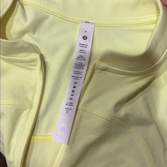 Lululemon Front Zip Mock Neck Tennis Tank Top Size 6 - Picture 3 of 6